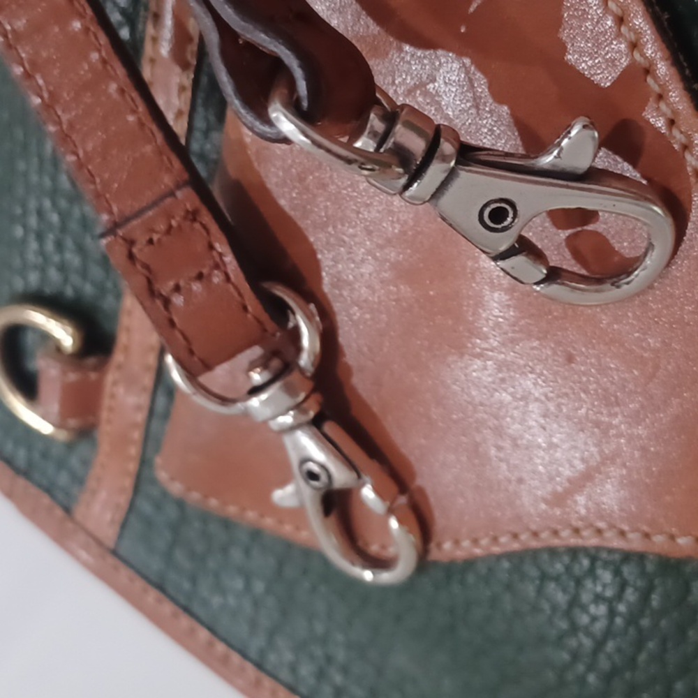 DOONEY & BOURKE SMALL BELT BAG WITH REPLACEMENT STRAP & BROKEN HARDWARE - Picture 11 of 15